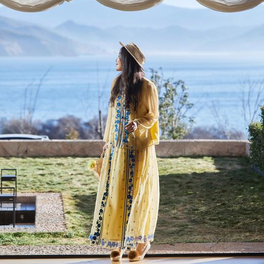 【林栖设计小店】手工钩花|松花黄桑蚕丝印花宽松百搭2026夏新款衬衫上衣 商品图1