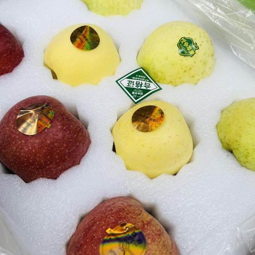 【黄金产区区国产爱妃红颜苹果/三色苹果合集】抗氧化，生态园种植，只施有机肥，肉质细腻无渣，果肉松脆爽爽口 商品图3