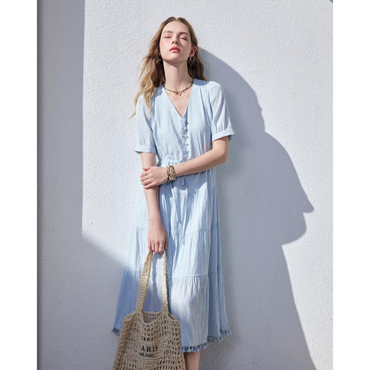 【百图lulu定制】【汀兰连衣裙】V领 短袖 流苏边 腰部系绳 修身显瘦 垂感十足连衣裙 商品图2