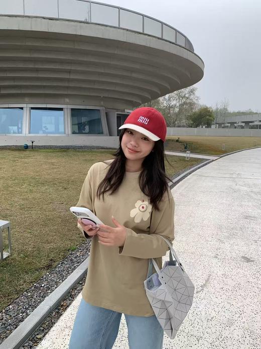 【4.2有新】四色花朵T恤，自留两件，推荐！不退了换色换码～ 商品图1