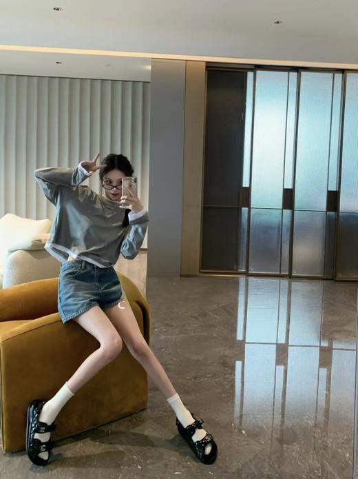 香奈儿 经典系列 魔术贴凉/拖鞋 商品图5