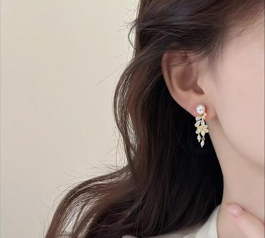 满钻流苏耳钉 6mm珍珠 灵动垂坠 派对焦点 轻奢 [发：68] 商品图1