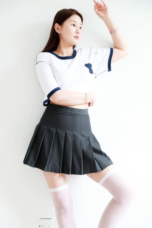 字母tee合集，三个款一起。复古宽松设计撞色衍缝情侣t恤E040258 商品图0