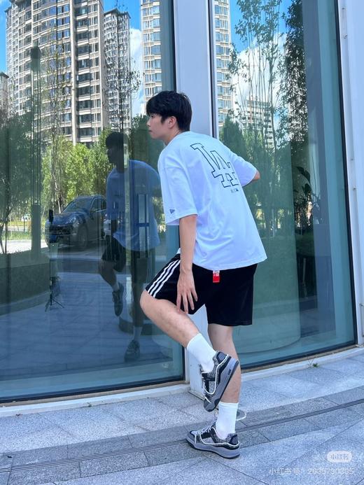 一店d 樶--新New Era萌宠系列来安排  𝟐𝟔春季新款 代工同步安排 
不是以往的棉tee 萌宠系列采用的是它家出名的coolear黑科技面料  内里网眼好穿到没谁了 出汗也清爽！ 商品图13