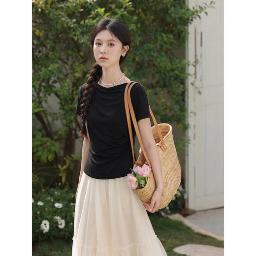 鹿向南【0405/20:00新品前1小时7折限量100件】黑色T恤短袖 商品图4