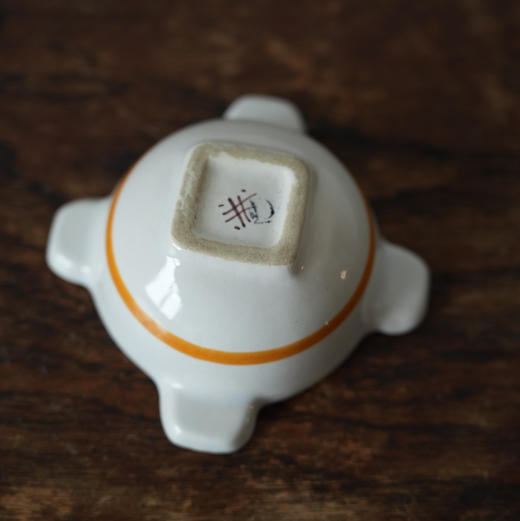 意大利Deruta手绘陶瓷四槽烟缸釉下彩 商品图3