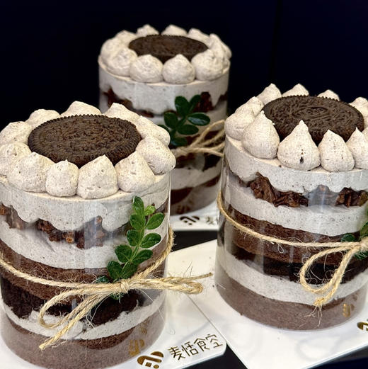 奥利奥小蛋糕（约11点做好）奥利奥碎+法芙娜脆脆珠+榛子薄脆夹心 商品图0