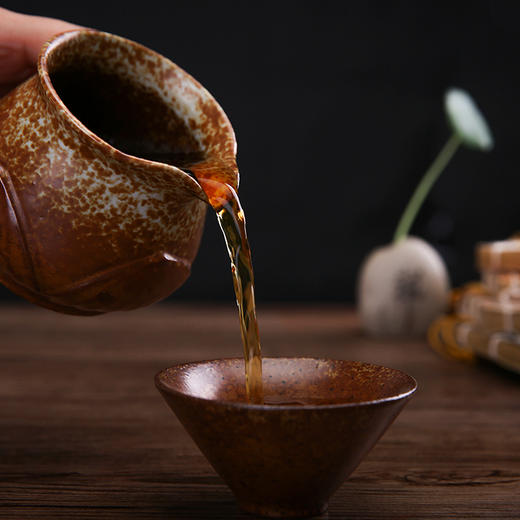 【六盘水水城春水城贡菜】老树小叶红茶100g/袋 甜润醇厚 商品图2