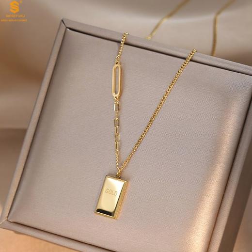 【香港周六福黄金钻石首饰】K金暴富金砖项链 商品图3