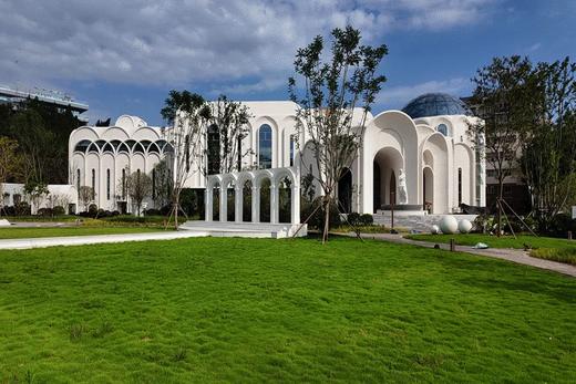 【游资阳方特住欧式城堡·春假清明不加价】仅399元起享资阳博雅弥盛住宿套餐！成都1h直达，白色城堡出片刷爆朋友圈，亲子度假必冲！ 商品图0