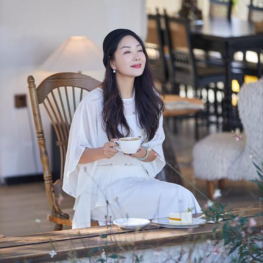 【林栖设计小店】御风轻舞|优雅多色不规则飞片2026夏新款修身衬衣两件套 商品图0