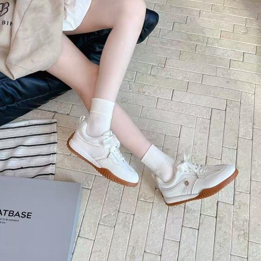 下单3-7天发货！Plat Base 芭蕾缎面德训鞋 经典鞋型搭配绸缎面料 丝绸鞋带优雅精致 走路带风不撞款 糯叽叽踩屎感 商品图5