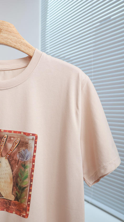 艺术设计卡通印花兔兔T恤 商品图2