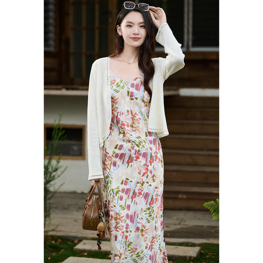 春日油画 米思阳2026春夏新款优雅淑女印花吊带裙修身显瘦中长连衣裙2521/1034 商品图2