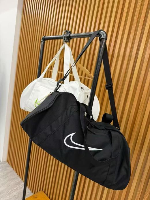 【sssp1】情侣实用运动健身旅行包！！ 商品图1