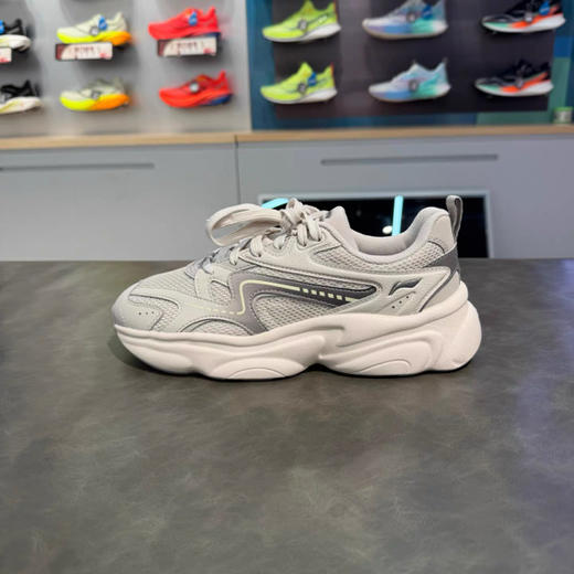 MJ｜李宁奶椰休闲鞋男鞋2026马年新款复古厚底回弹轻便老爹鞋 AGCW115-1 商品图1