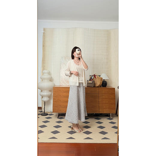 此刻停留 小众品牌尾DAN 100%亚麻 大A摆斜裁半裙 灰色宽条纹 品质控们的必BUY款 商品图2