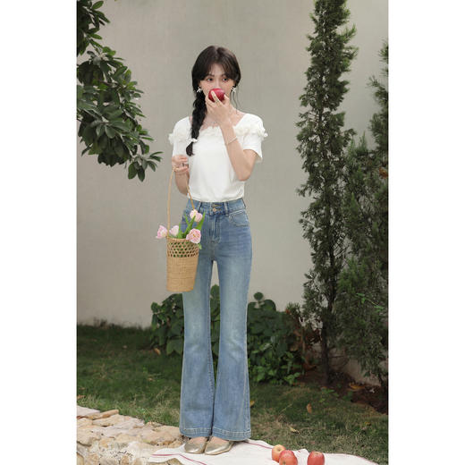 鹿向南【0405/20:00新品】蓝色微喇牛仔裤 商品图4