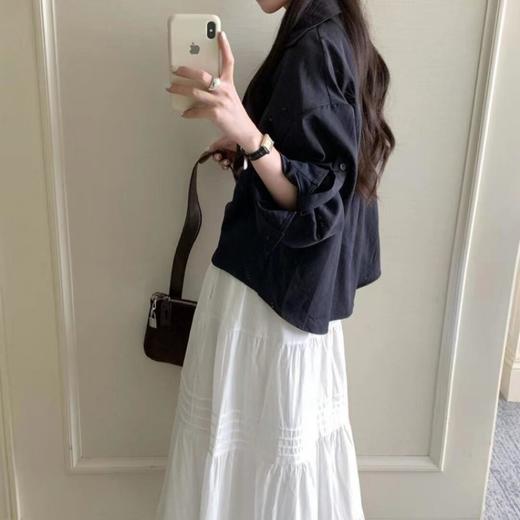 法维曼 藏蓝色翻领深V领衬衫 轻盈垂坠 春夏清爽不闷 宽松落肩 藏肉显瘦 修饰脖颈 叠穿更显层次 商品图5