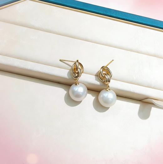 澳白光 11-12mm淡水珍珠镀金耳钉 几乎无瑕 贵气轻奢 [发：51] 商品图0