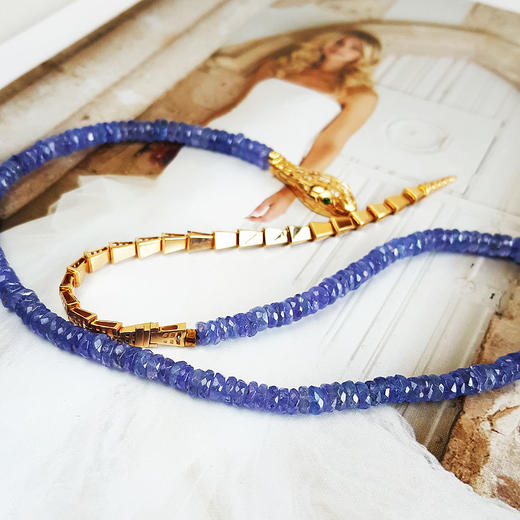 【天然正品】AU750玫瑰金设计款镶钻镶天然切割算盘珠型坦桑石蛇形项链42CM 250326NJM36 商品图4