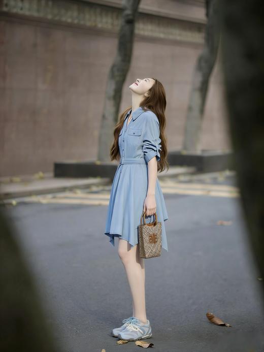 【百图lulu定制】【预售4月11日发】【少年派牛仔连衣裙】莱赛尔 棉混纺 收腰  不规则下摆  五分袖 牛仔连衣裙 商品图2