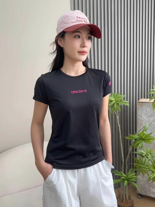 点此购买 迪桑特夏季TRAINING系列女士收腰短袖T恤 qk 344047 商品图6