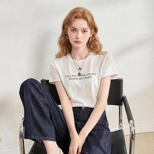 西遇美式薄款微透2026夏正肩新款字母印花修身百搭短袖辣妹白T恤H0060233 商品图0