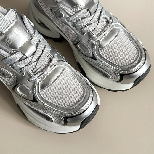 【限时秒杀】西遇老爹鞋女鞋2026新款春季透气休闲百搭小个子增高厚底运动鞋子V0066313 商品图5