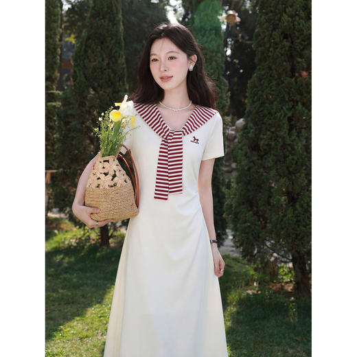 鹿向南【0405/20:00新品】杏色短袖连衣裙 商品图1