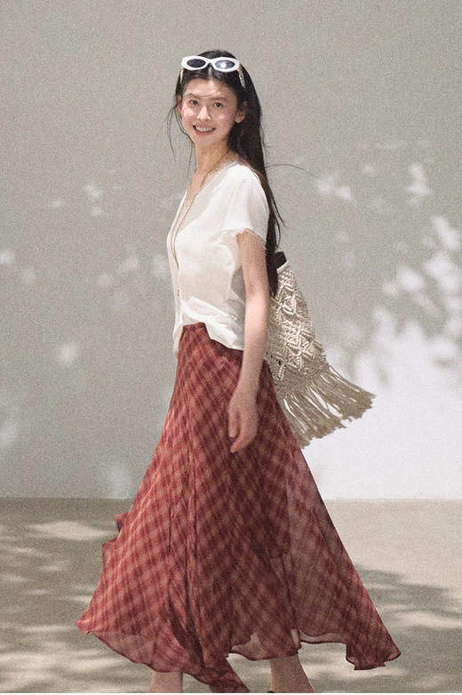 慵懒浪漫睫毛蕾丝V领水洗棉T恤 商品图8