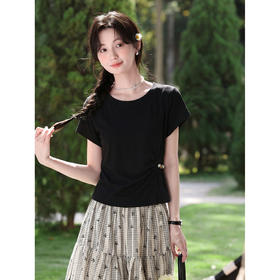 鹿向南【0405/20:00新品前1小时7折限量100件】黑色收腰正肩T恤