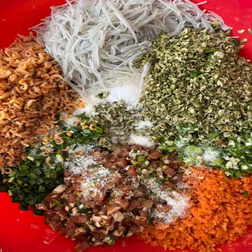 【任选3份包邮并送4个大鲅鱼水饺】纯手工蒸饺/水饺/馄饨/菜包子丨当季新鲜时蔬搭配自养黑猪肉，多口味，现做现发，⭐️顺丰快递 商品图4