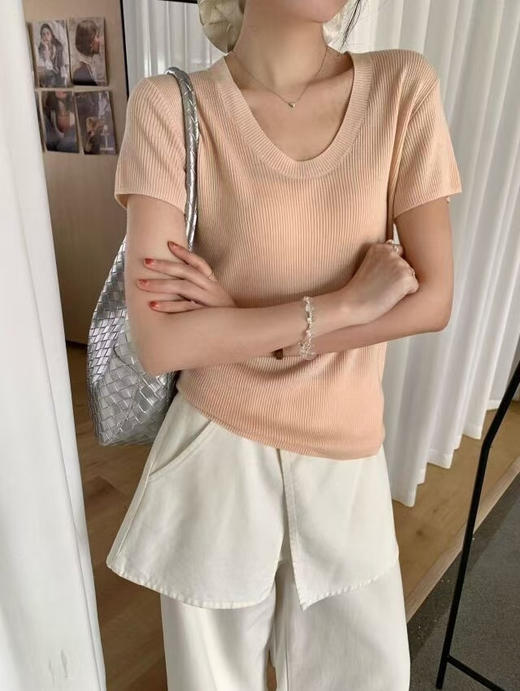 巨显瘦🔥含绵羊毛的神仙针织衫！【NECHEER柏奥玛春夏季U领短袖针织衫2601】，12 色任选闭眼搭✨ 精心配比🌿 商品图3