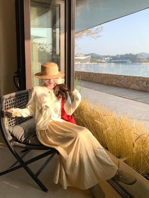 <曾小咸推荐>4.3现货秒杀 ！微信超特价！韩系绣花针织衫 日常219.99 立减130 秒杀89.99！！ 商品图7