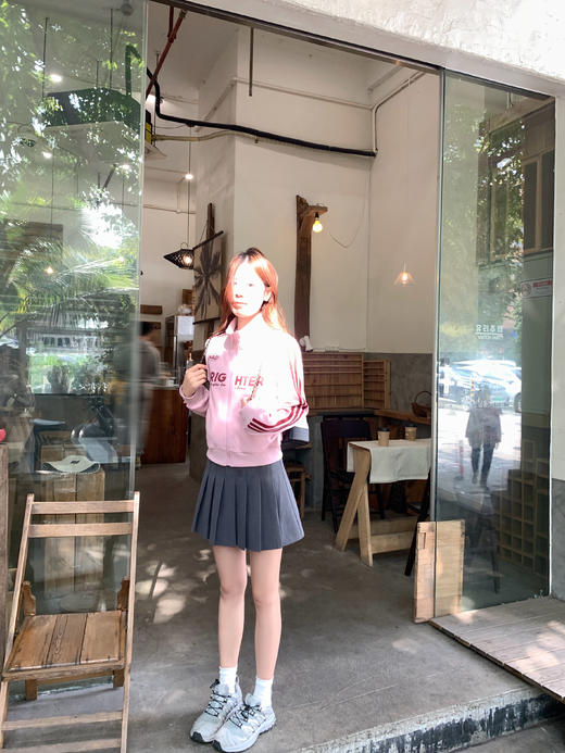 <曾小咸推荐>4.3现货秒杀 ！微信超特价！韩系字母印花拉链外套 日常219.99 立减130 秒杀89.99！！ 商品图5