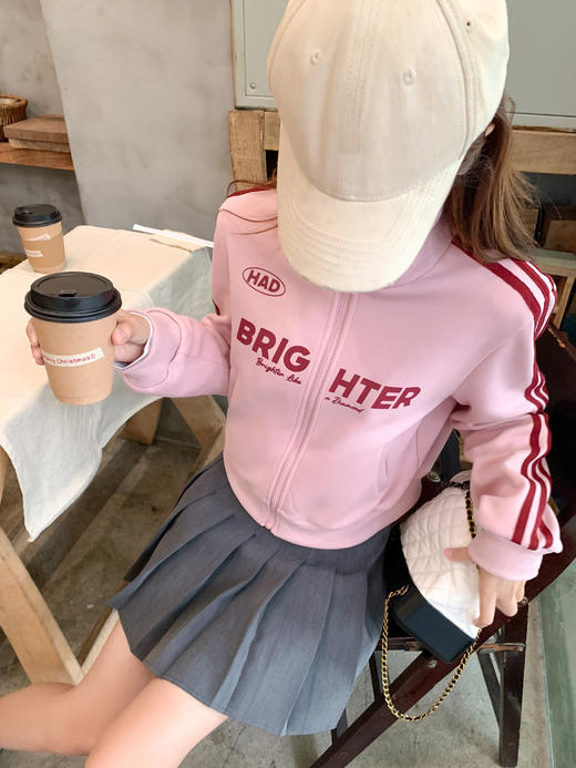 <曾小咸推荐>4.3现货秒杀 ！微信超特价！韩系字母印花拉链外套 日常219.99 立减130 秒杀89.99！！ 商品图10