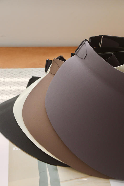 防晒王炸❗️戚薇挚爱推荐❗️M*sswiss同厂同源同材质🔥【SOOKIE灯罩防晒空顶帽】夏日保命360°无死角防晒不闷热 官网价：99.9元💰 秒杀价：39.9💰抢到就是赚到  商品图1