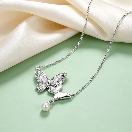 【宏艺珠宝】蝶舞清辉·银s925项链 商品图2