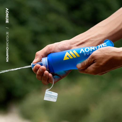 奥尼捷户外水袋便携越野跑喝水壶登山徒步背包水袋跑步运动软水袋SD30 商品图3