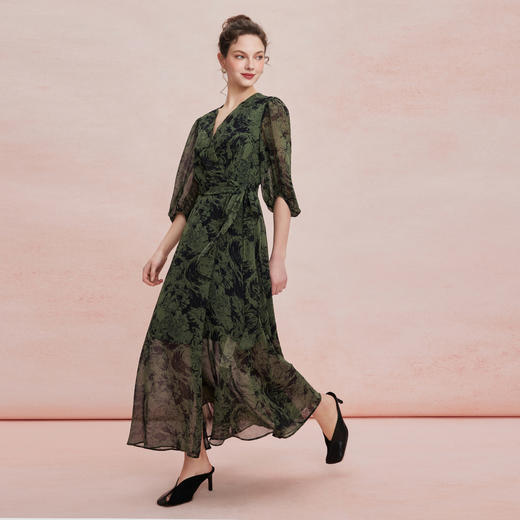 RF808斯尔丽26夏季新款水印印花裹裙式凉爽V领连衣裙 商品图2