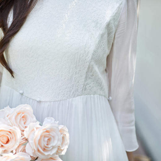 【林栖设计小店】【林栖推荐】夏季新品法式蕾丝针织拼接真丝不规则连衣裙N1962237 商品图9