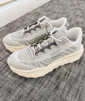 女款运动鞋hu017