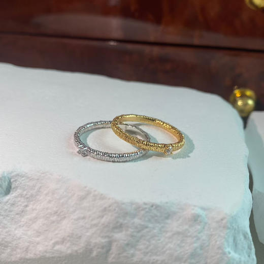 324-1圆正小众 没有原包装 买手抢爆 细腻浪漫温柔 雏菊戒指 单带叠带 异常美丽 商品图6