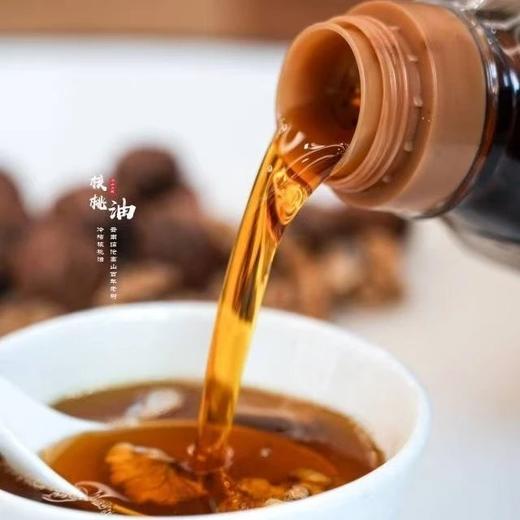 99到手2.5L，漾濞古树核桃油 古法冷榨 岁月留香 漾濞古树核桃油 匠人之心传承好油 口感醇厚 核桃原香浓郁 没有青涩味基地直邮 商品图0