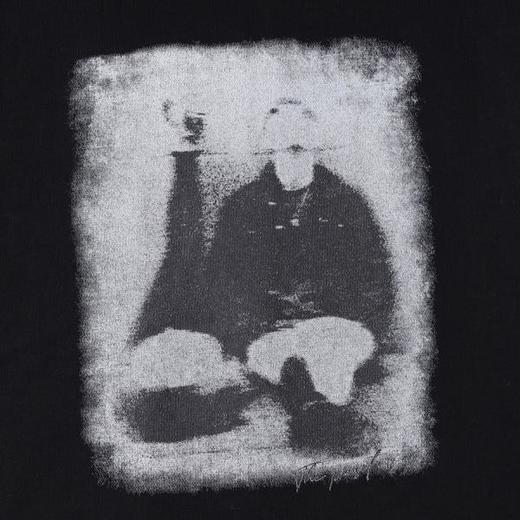 SDSA男装2026新款高贵轻奢复古素描感做旧人物宽松短袖休闲衫 商品图3