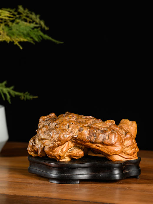 清	黄杨瘿木随形摆件（红木座） 商品图2