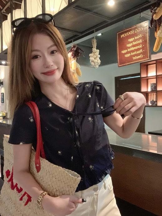 <曾小咸推荐>4.4现货秒杀 ！微信超特价！韩系系带绣花短袖衬衫 日常129.99 立减70 秒杀59.99！！ 商品图8