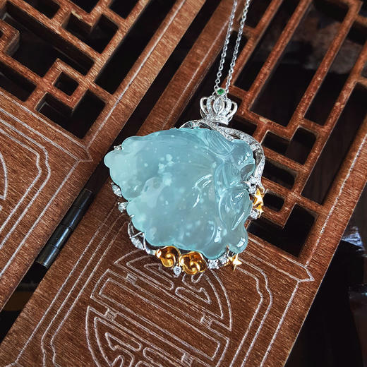 【天然正品】A货翡翠AU750收藏级双色金镶钻镶天然细腻木那雪花棉高冰种蝴蝶仙子造型翡翠吊坠项链36.6*30.5*10.2MM（皆取最大值）250326NJS23 商品图7