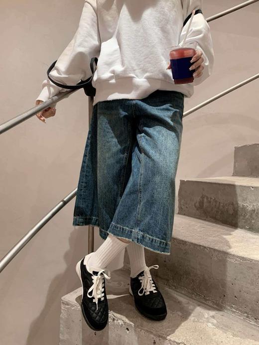 香奈儿 小香圆头系带平底德训鞋 商品图9